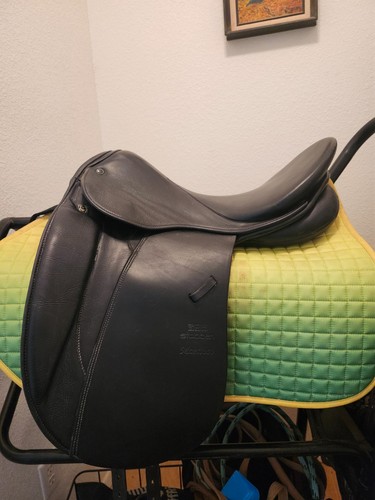 Stubben maestoso saddle - 18",