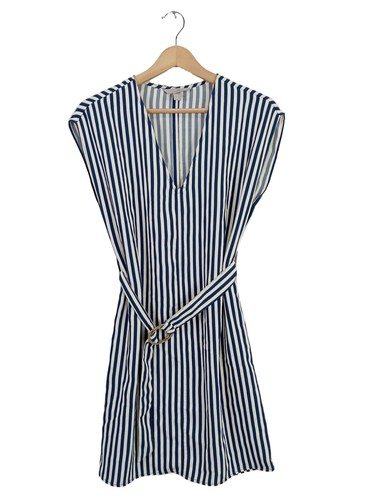 Robe manches courtes - manches,