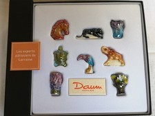 Série de 8 fèves de