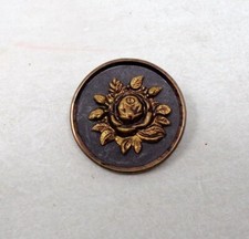 Superbe Bouton ancien en métal - Décor Fleurs - Fin XIXe début XXe siècle