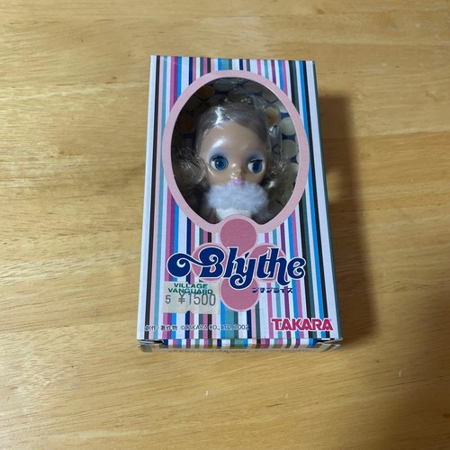 Takara blythe 104 hollywood - 104,