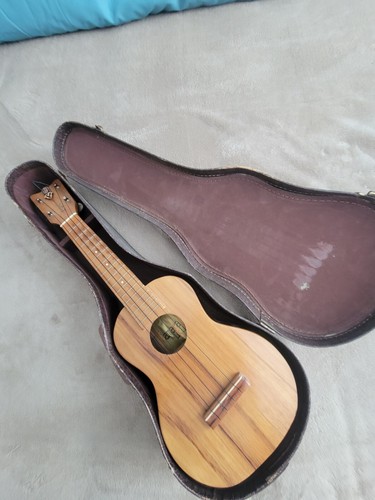 Vintage kamaka tiki - vintage, concert