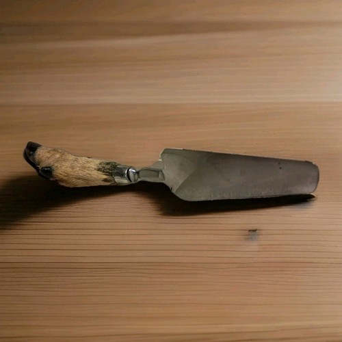 Pelle gâteau manche patte - manche,