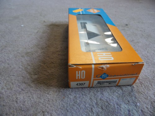Boite box vide wagon - 1,