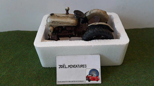 Epave tracteur agricole - tracteur, 3