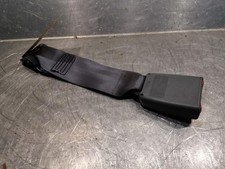 Attache ceinture arriere gauche PEUGEOT 406 PHASE 1