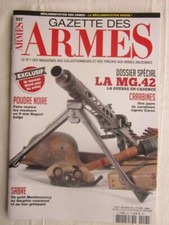 GAZETTE DES ARMES N° 557 /MG.42 /carabine Caron/revolver belge Nagant 9 mm