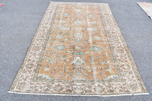Tapis 8 pieds - 5,4, x