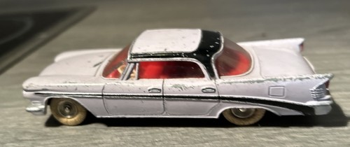 Dinky toys chrysler saratoga - dinky,