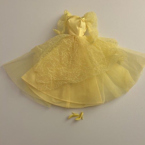 Vintage 1985 barbie - vintage, dream
