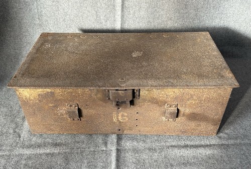 Caisse chargeur lewis gun - chargeur,