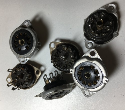 Radio tsf lot - 6, supports