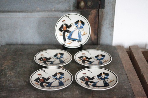 Assiette petite - petite,