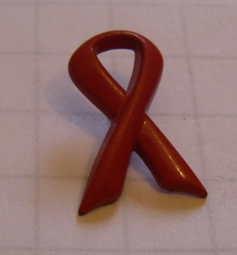 Pins ruban rouge - pins', solidarite