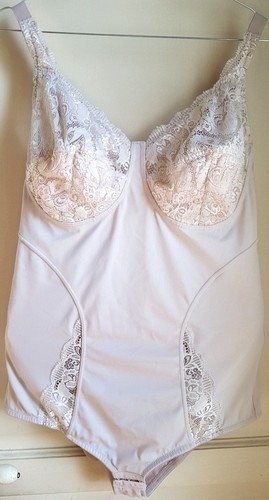 Combiné body fermé gris sans