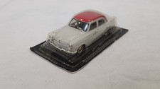 GAZ 21 T Volga Taxi Toit Rouge