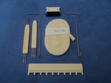 Lot de 7 accessoires pour machines à tricoter ERKA BROTHER,TOYOTA (P. détachées)