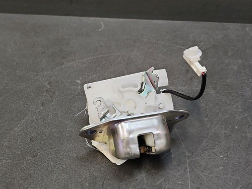 Serrure coffre hayon honda - /,
