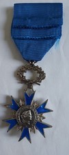 Médaille  Grande Croix De L'ordre National Du Mérite.