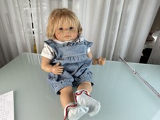 Poupée d'artiste poupée