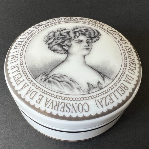 Boite miniature porcelaine - boite, en