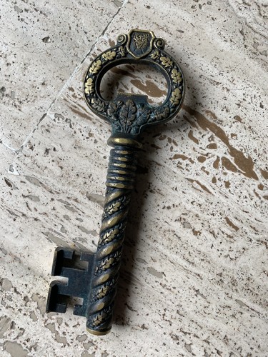 Ancien tire bouchon - en, bronze