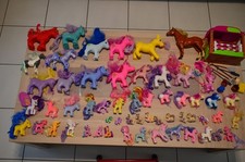 Lot de plus de 50 petits