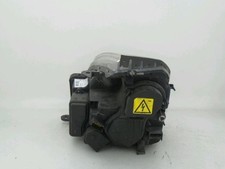 Optique avant principal droit