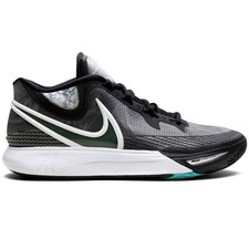 Nike " Kyrie 8 Baskets Hommes