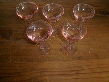 5 VERRES à PIED (apéritif)
