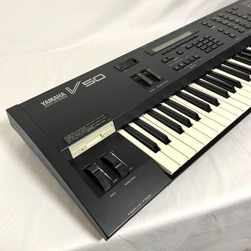 Yamaha v50 digital keyboard - yamaha,