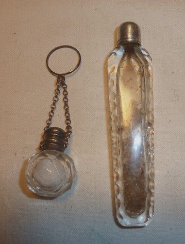Ancien deux flacons sel - flacons,