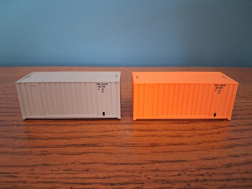 Containers v roco - containers,