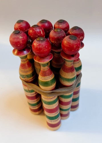 Neuf quilles table - quilles, en