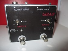 ROLAND GR TYPE 24 TO 13 PIN CONVERTER PEDAL G-808 G-707 G-505 G-303 IMG2010