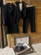 Ensemble de costume ancien datant de 1900 taille S/M homme valise inclus 