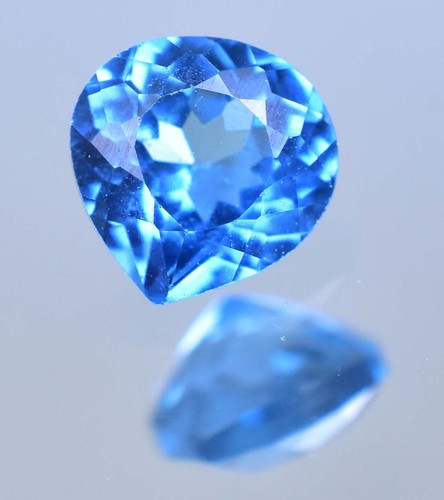 Naturel bleu zircon ct - 1.95,