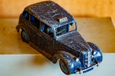 Vintage Dinky Toys Austin Taxi