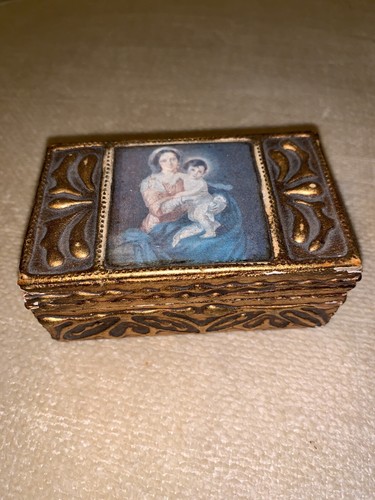 Vintage religious rosary - religious, token