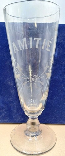 Rare tres grand verre - tres,