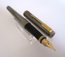 MYTHIQUE STYLO PLUME PARKER