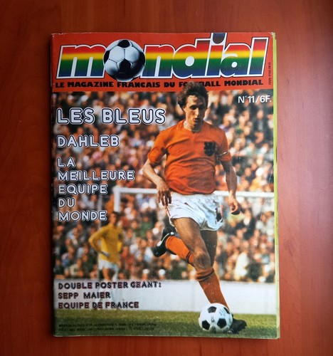 Magazine revue mondial 11 - revue,