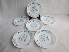 6 assiettes à dessert