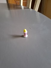 fève oeuf  coquetier