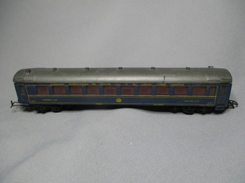 Aq252 troby 87 voiture - troby, ho