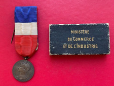 Ministère du Commerce et de l'Industrie. Médaille Honneur Travail décernée 1920