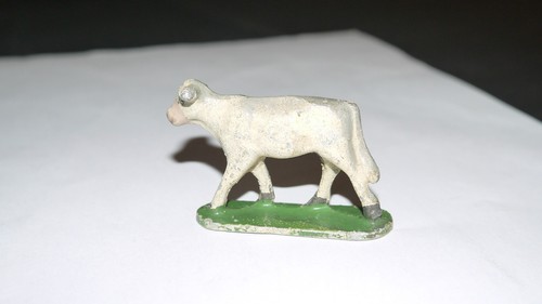 Figurine quiralu ferme - figurine,