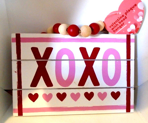 Xoxo hugs and kisses - and, sign