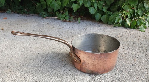 Ancienne grosse casserole - ancienne,