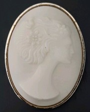 NINA RICCI SUPERBE PENDENTIF   CAMEE PORTE PARFUM  VINTAGE 